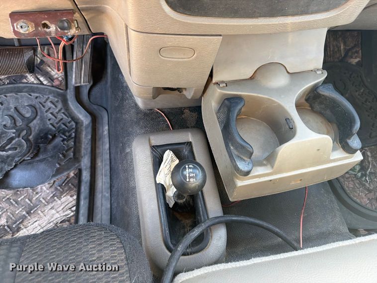 image for item EI7790 2003 Dodge Ram 2500 bale bed pickup truck