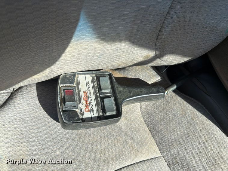 image for item EI7790 2003 Dodge Ram 2500 bale bed pickup truck