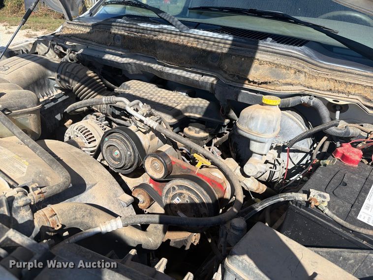 image for item EI7790 2003 Dodge Ram 2500 bale bed pickup truck