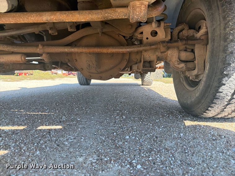 image for item EI7790 2003 Dodge Ram 2500 bale bed pickup truck