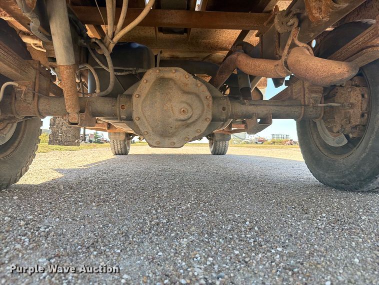 image for item EI7790 2003 Dodge Ram 2500 bale bed pickup truck