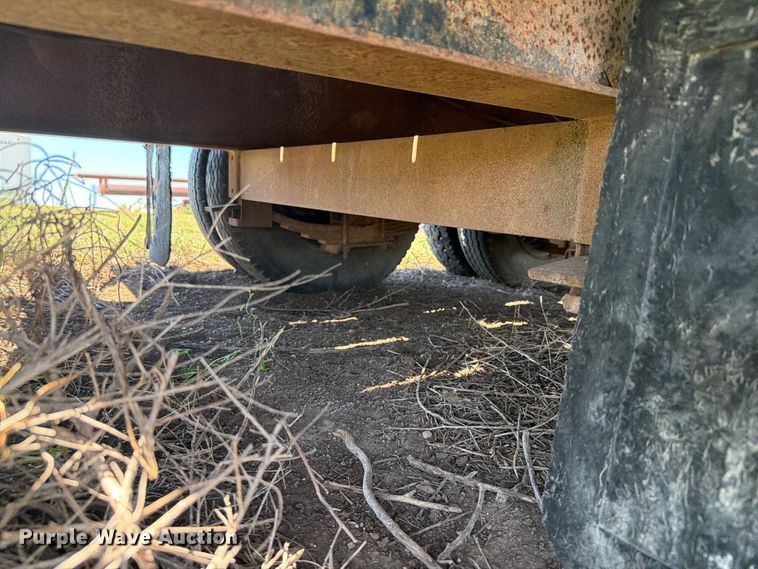image for item EI7792 1992 W-W Trailers equipment trailer
