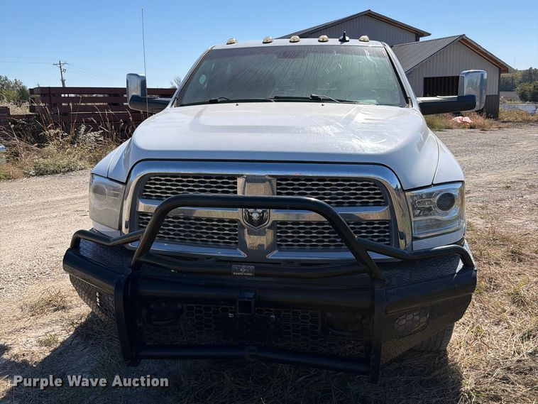 image for item EL0998 2018 RAM 3500 Laramie Crew Cab pickup truck