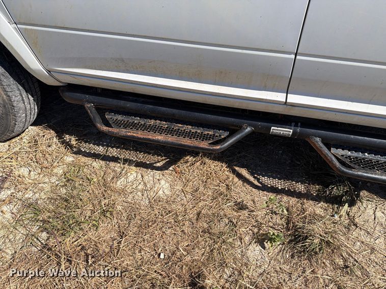 image for item EL0998 2018 RAM 3500 Laramie Crew Cab pickup truck