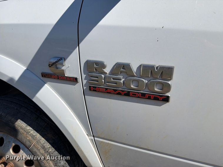 image for item EL0998 2018 RAM 3500 Laramie Crew Cab pickup truck