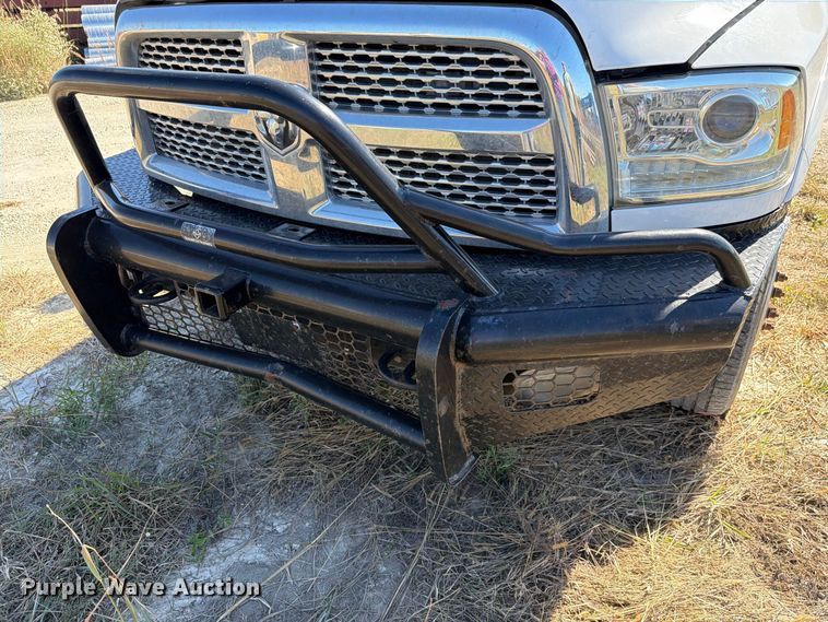 image for item EL0998 2018 RAM 3500 Laramie Crew Cab pickup truck