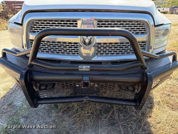 image for item EL0998 2018 RAM 3500 Laramie Crew Cab pickup truck