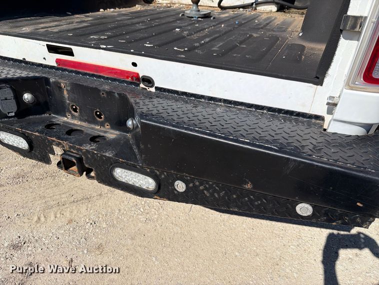 image for item EL0998 2018 RAM 3500 Laramie Crew Cab pickup truck