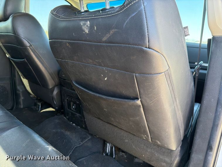 image for item EL0998 2018 RAM 3500 Laramie Crew Cab pickup truck