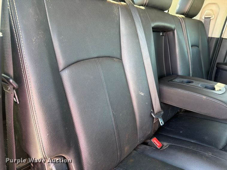 image for item EL0998 2018 RAM 3500 Laramie Crew Cab pickup truck