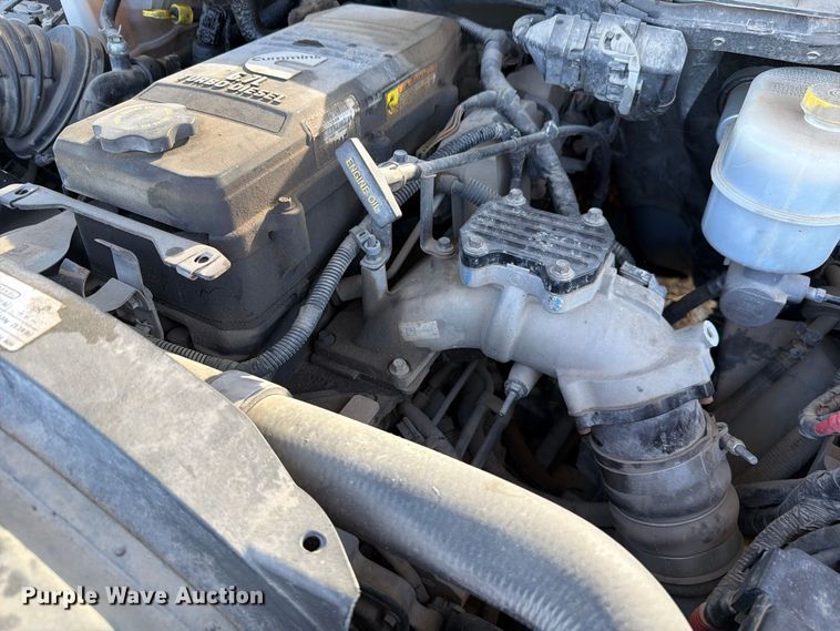 image for item EL0998 2018 RAM 3500 Laramie Crew Cab pickup truck