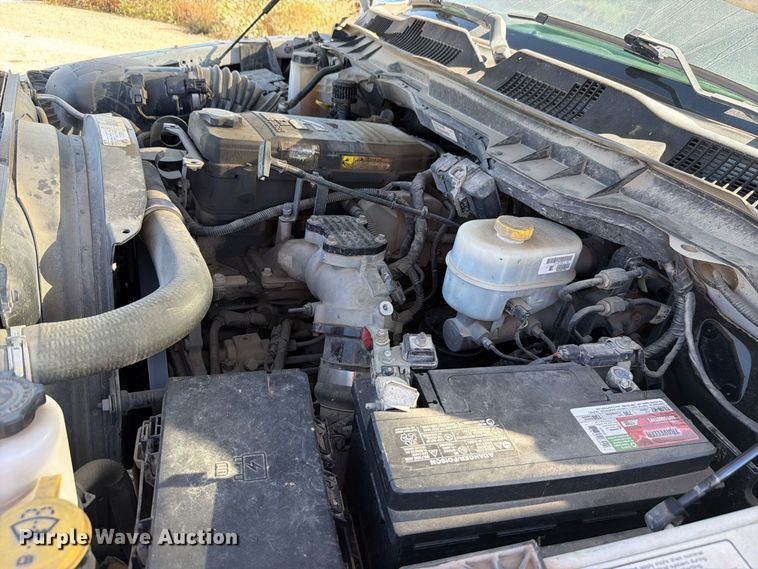image for item EL0998 2018 RAM 3500 Laramie Crew Cab pickup truck