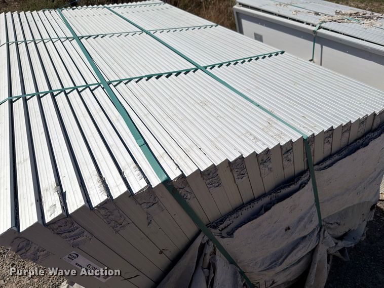 image for item EL1001 (60) Photovoltaic Module HT72-156MV-405 solar panels
