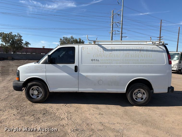 image for item EL2656 2015 Chevrolet Express 2500 van