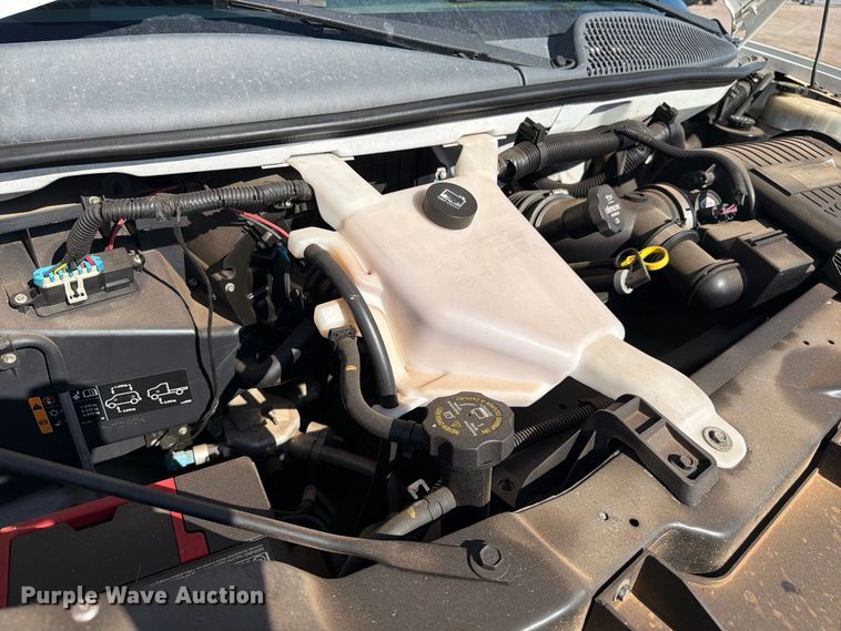 image for item EL2656 2015 Chevrolet Express 2500 van