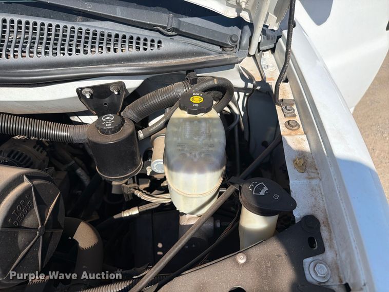 image for item EL2656 2015 Chevrolet Express 2500 van