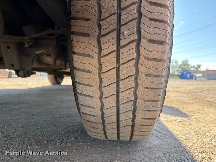 image for item EL2656 2015 Chevrolet Express 2500 van