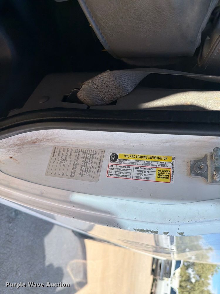image for item EL2656 2015 Chevrolet Express 2500 van