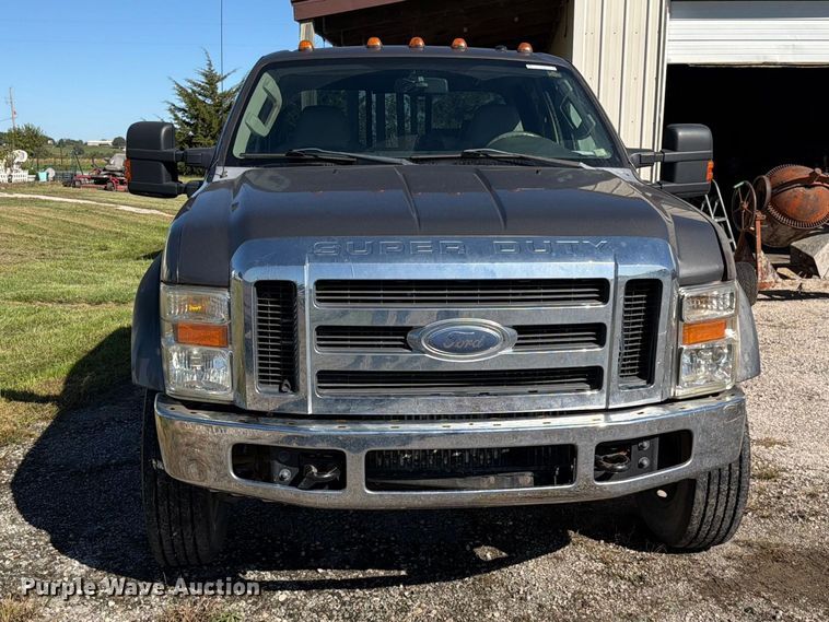 image for item EO8795 2008 Ford F450 Super Duty Crew Cab pickup truck