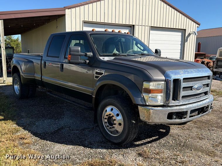 image for item EO8795 2008 Ford F450 Super Duty Crew Cab pickup truck