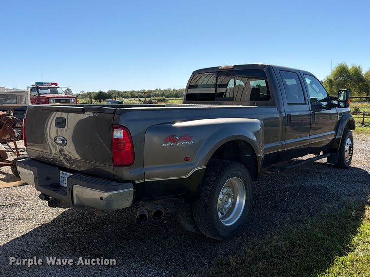 image for item EO8795 2008 Ford F450 Super Duty Crew Cab pickup truck