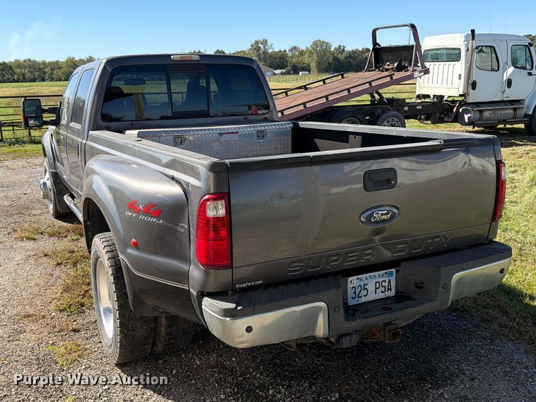 image for item EO8795 2008 Ford F450 Super Duty Crew Cab pickup truck