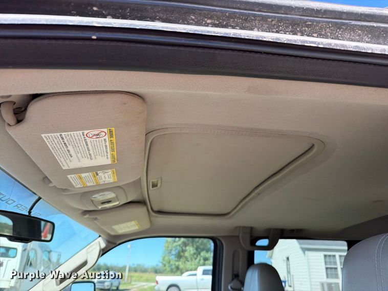 image for item EO8795 2008 Ford F450 Super Duty Crew Cab pickup truck