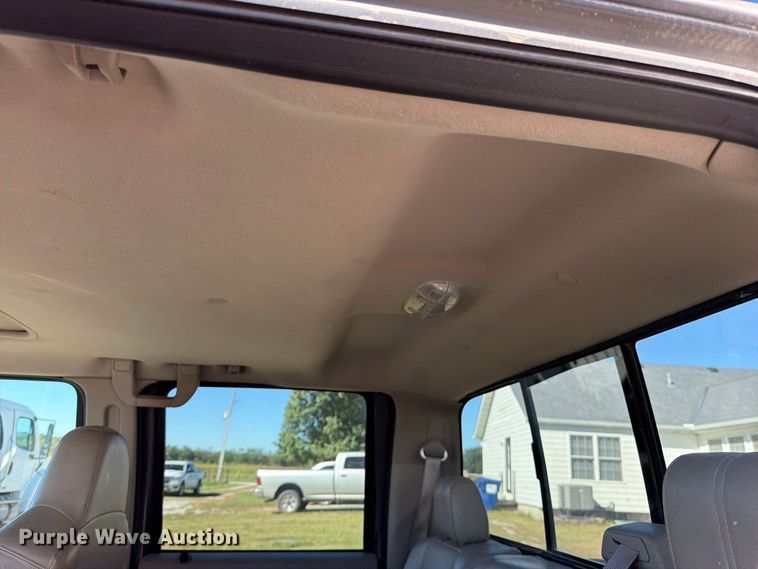 image for item EO8795 2008 Ford F450 Super Duty Crew Cab pickup truck