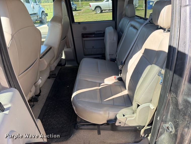 image for item EO8795 2008 Ford F450 Super Duty Crew Cab pickup truck