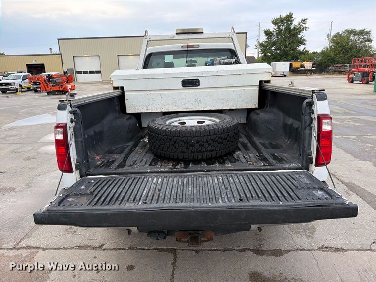 image for item EP7832 2015 Ford F350 Super Duty Ext. Cab pickup truck