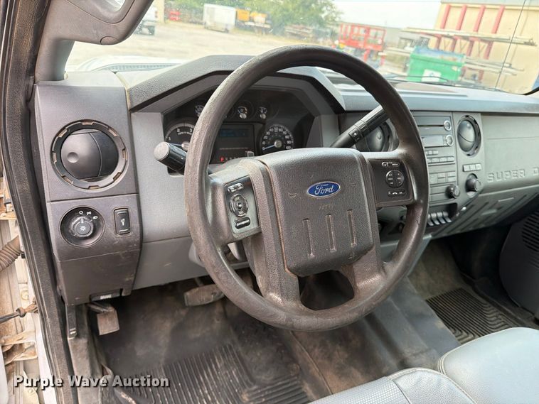 image for item EP7832 2015 Ford F350 Super Duty Ext. Cab pickup truck