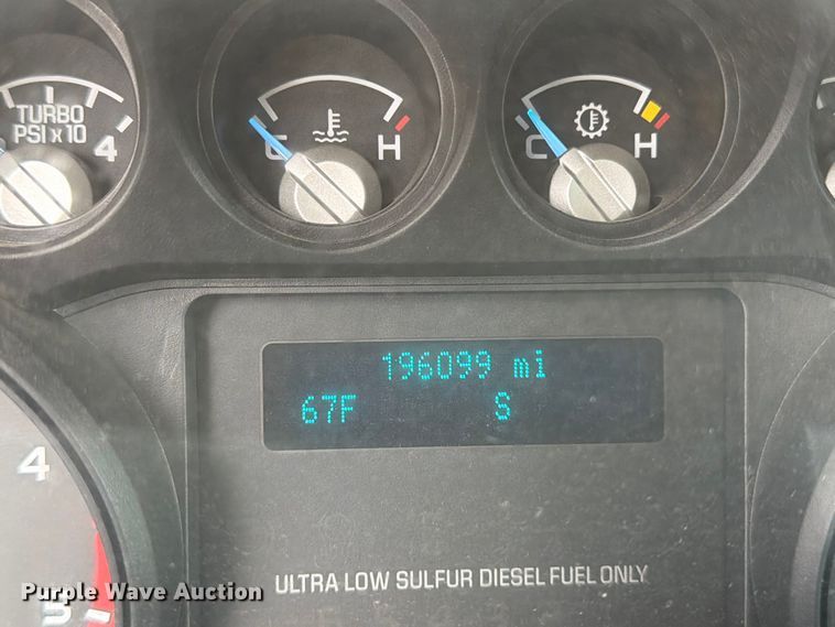 image for item EP7832 2015 Ford F350 Super Duty Ext. Cab pickup truck