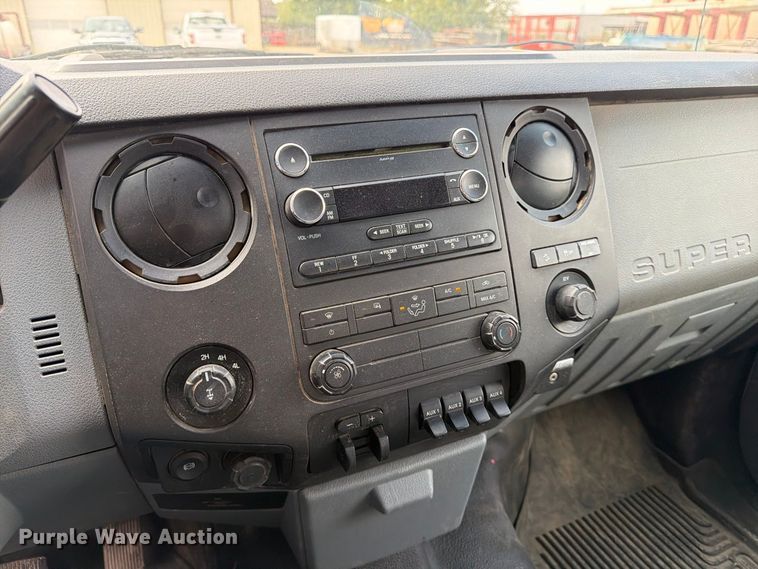 image for item EP7832 2015 Ford F350 Super Duty Ext. Cab pickup truck