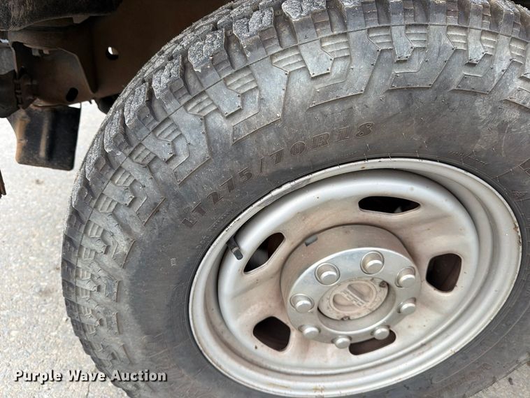 image for item EP7832 2015 Ford F350 Super Duty Ext. Cab pickup truck
