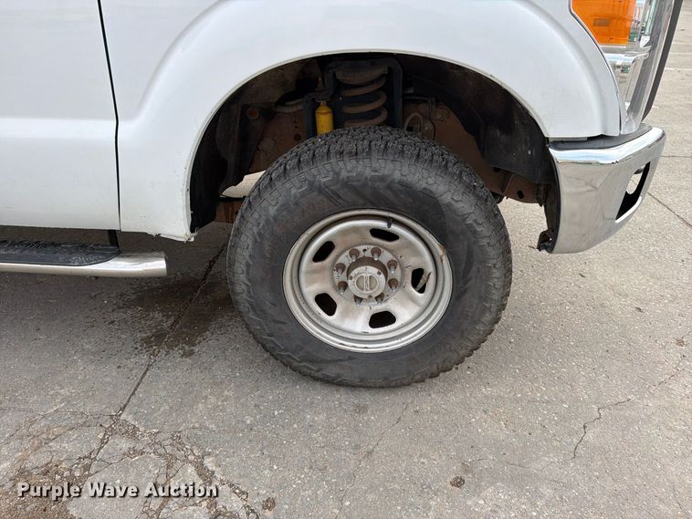 image for item EP7832 2015 Ford F350 Super Duty Ext. Cab pickup truck
