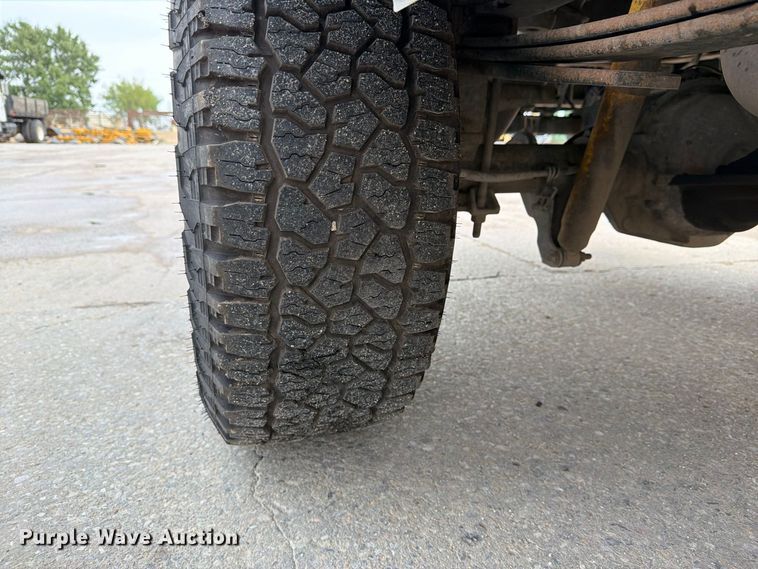 image for item EP7832 2015 Ford F350 Super Duty Ext. Cab pickup truck