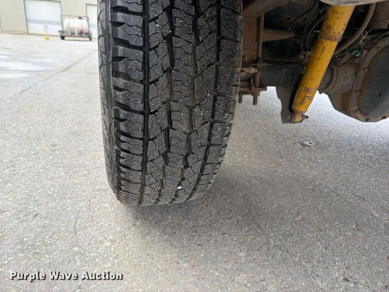 image for item EP7832 2015 Ford F350 Super Duty Ext. Cab pickup truck