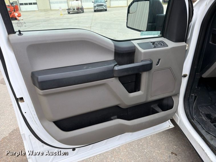 image for item EP7833 2018 Ford F150 XL pickup truck