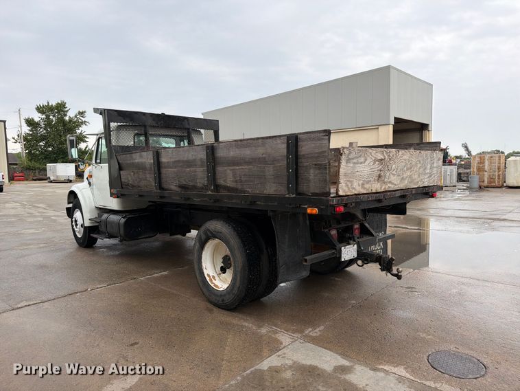 image for item EP7834 1992 International 4700 dump flatbed truck