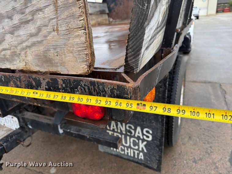 image for item EP7834 1992 International 4700 dump flatbed truck