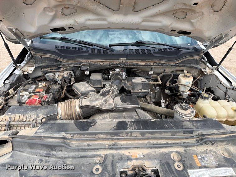 image for item EP7835 2022 Ford F250 Super Duty XLT Ext. Cab pickup truck
