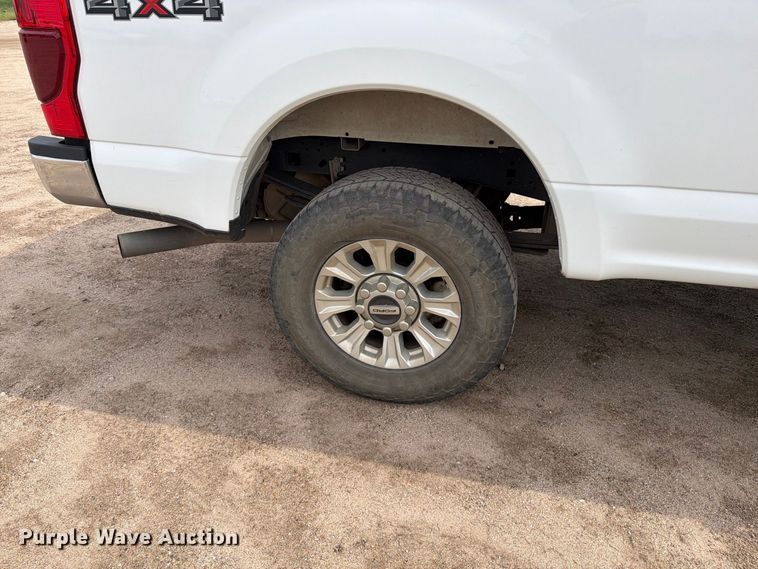 image for item EP7835 2022 Ford F250 Super Duty XLT Ext. Cab pickup truck