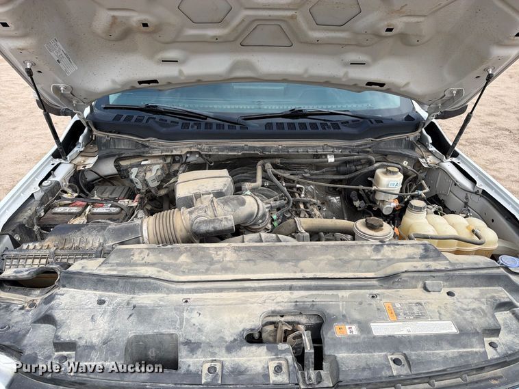 image for item EP7836 2023 Ford F250 Super Duty XLT Crew Cab pickup truck