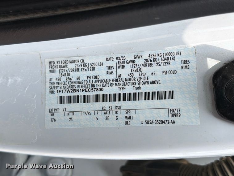 image for item EP7836 2023 Ford F250 Super Duty XLT Crew Cab pickup truck