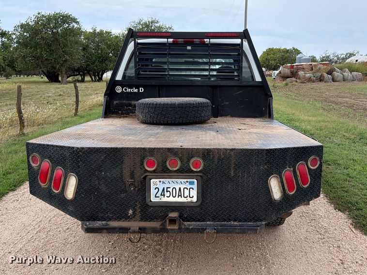 image for item EP7847 2003 Dodge Ram 1500 Crew Cab flatbed pickup truck