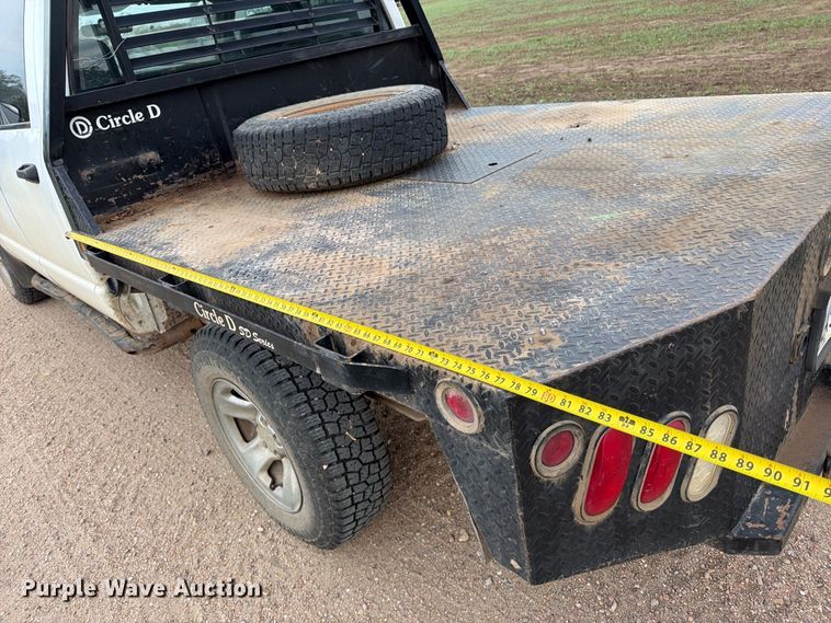 image for item EP7847 2003 Dodge Ram 1500 Crew Cab flatbed pickup truck