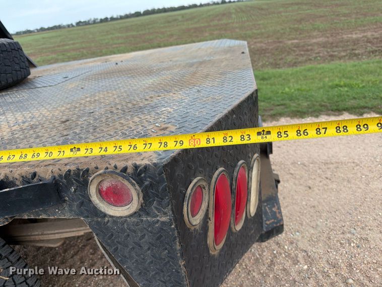 image for item EP7847 2003 Dodge Ram 1500 Crew Cab flatbed pickup truck