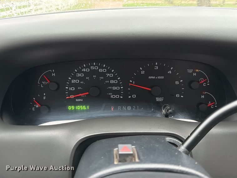 image for item EP7849 2004 Ford F250 Super Duty XLT Ext. Cab pickup truck