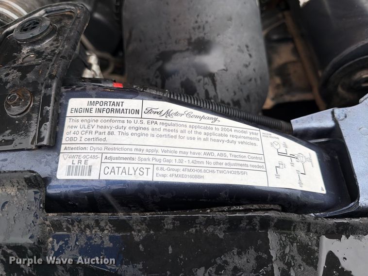 image for item EP7849 2004 Ford F250 Super Duty XLT Ext. Cab pickup truck