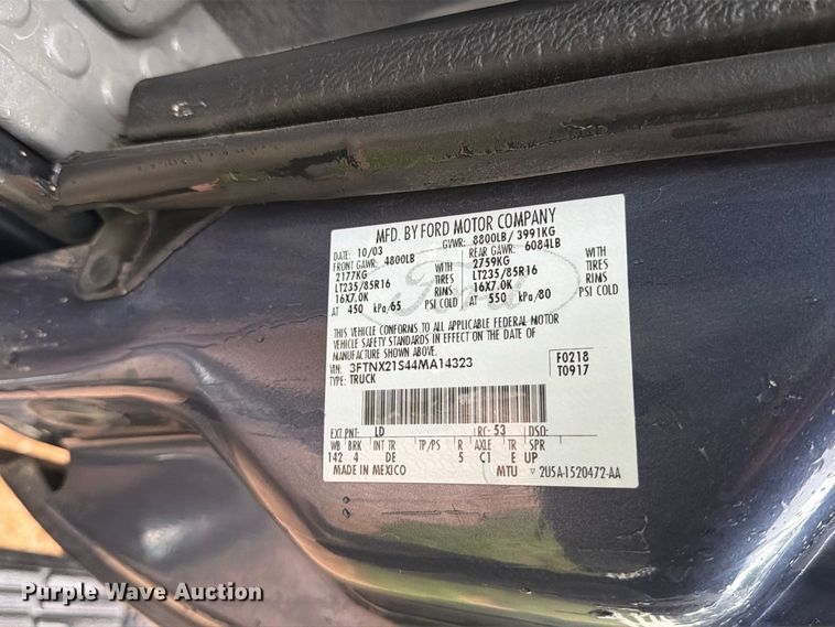 image for item EP7849 2004 Ford F250 Super Duty XLT Ext. Cab pickup truck